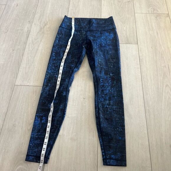 Lululemon women’s leggings size 8 - Picture 2 of 9